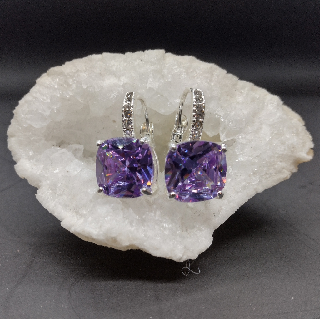 New Elegant Purple Cubic Zirconia Earrings